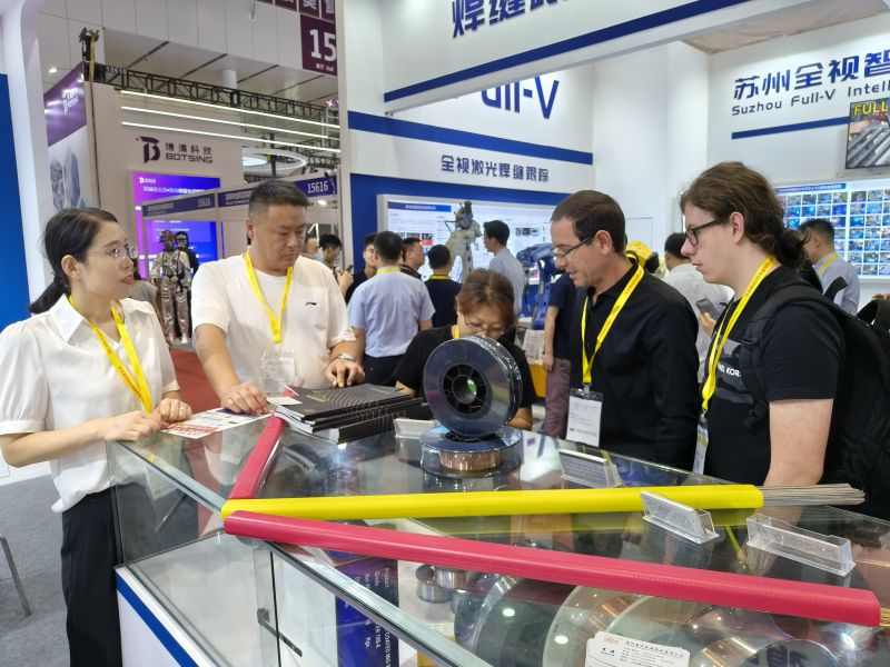 大型展會(huì)現(xiàn)場(chǎng)