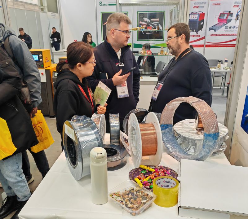 大型展會(huì)現(xiàn)場(chǎng)